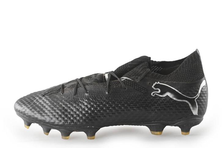 Puma voetbalschoenen in maat 42½ Zwart | 25% korting, Kleding | Heren, Schoenen, Zwart, Zo goed als nieuw, Verzenden