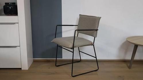 Eetkamerstoel Jess Norman  met armen Odense, Huis en Inrichting, Stoelen, Zo goed als nieuw, Stof, Ophalen of Verzenden