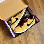 Nike - Dunk Low SB - Low-top sneakers - Maat: EU 44 - Nieuw, Nieuw