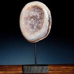 Agaat Geode met Amethist Kwarts Kristallen – op Display Base