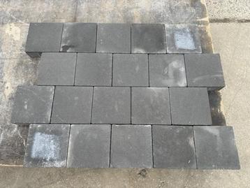 Veiling - 50 M2 Betontegel Recto Plus Titan 15x15x6 Cm beschikbaar voor biedingen