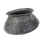Antieke Arabische koperen tuimel pot