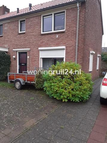 Woningruil - Esdoornstraat 10 - 3 kamers en Overijssel beschikbaar voor biedingen