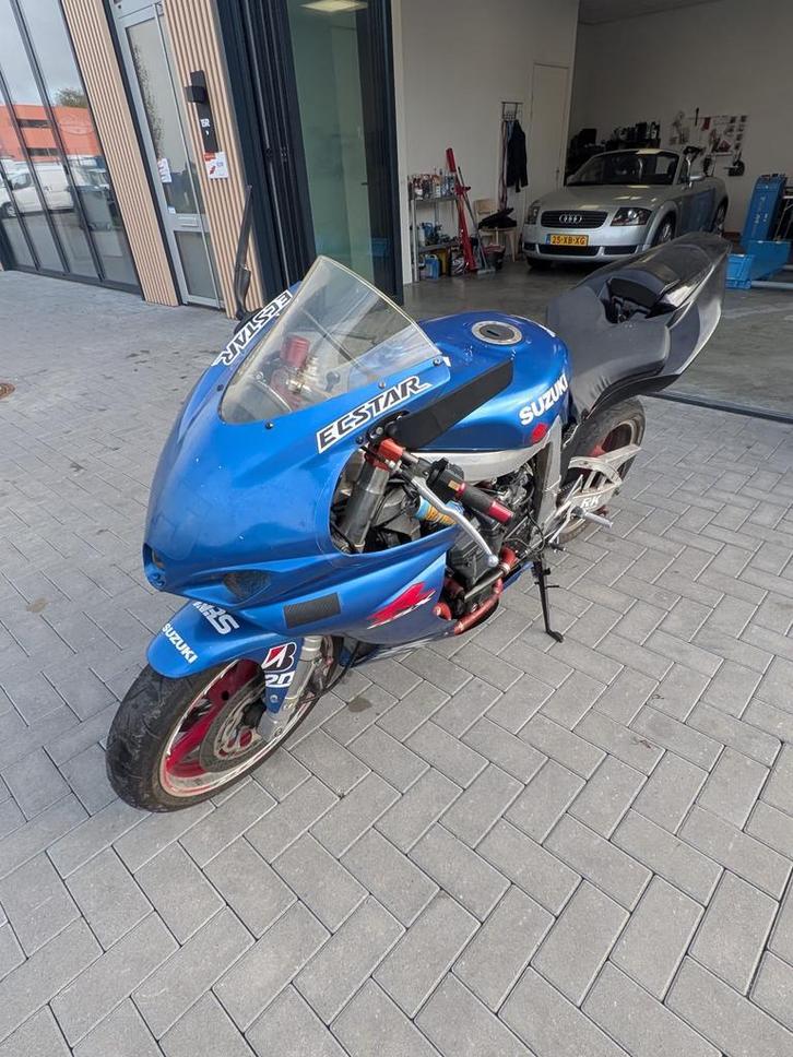 Suzuki GSXR 750 W 1995 Circuit kuip straat legaal, Motoren, Motoren | Suzuki, Super Sport, Motorrijbewijs A, 4 cilinders, meer dan 35 kW