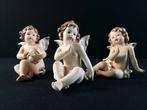 Beeldje - Set van 3 putti - kerstdecoratie (3) - Porselein, Antiek en Kunst
