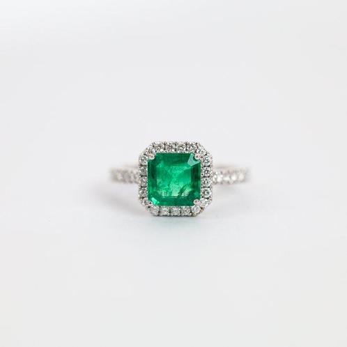 Zegelring - 18 karaat Witgoud - 1.86ct. tw. Smaragd -, Sieraden, Tassen en Uiterlijk, Antieke sieraden