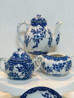 Theeservies (15) - Beenderporselein - Japans Arita Blue