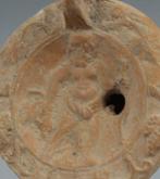 Oud-Romeins Terracotta Olielamp die Silene afbeeldt