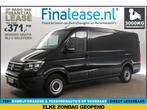 Volkswagen Crafter 2.0 TDI L3H2 140PK 3000KG Trekgw. €371pm, Auto's, Volkswagen, Zwart, Nieuw, Lease