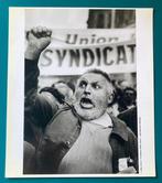 Gilles Caron (1939-1970) - Mai 68 France. Manifestation de