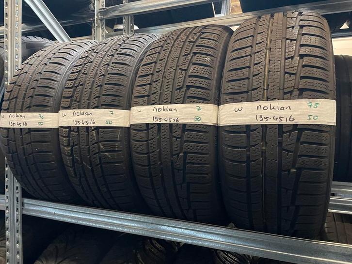 195-45-16 Nokian Winterbanden 7.5mm Incl Montage 195 45 16, Auto-onderdelen, Banden en Velgen, 16 inch, Winterbanden, 195 mm, Personenwagen