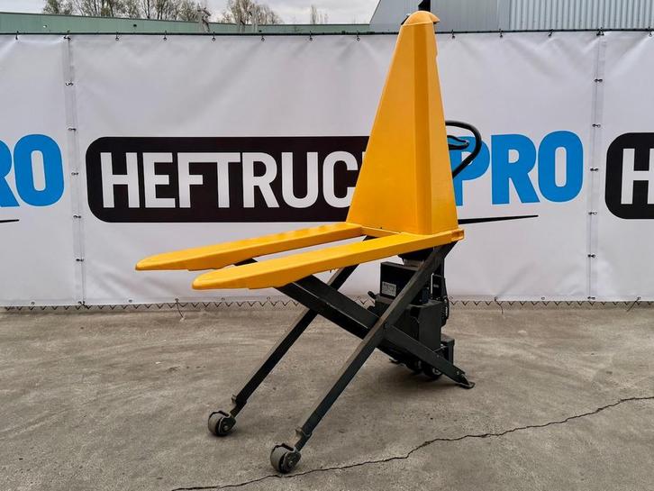 Jungheinrich AMX 10e (2016) schaarhefwagen MET VIDEO, Zakelijke goederen, Machines en Bouw | Heftrucks en Intern transport, Stapelaar