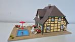 Kibri H0 - Modeltrein (1) - Diorama Luxe woonhuis met, Hobby en Vrije tijd, Modeltreinen | H0, Nieuw