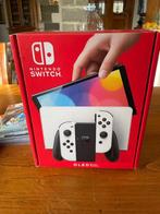 Nintendo - Switch OLED with Pokémon games - Spelcomputer -, Nieuw