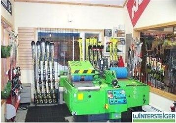 Waxen en slijpen voor 15,- KLAAR TERWIJL U W8 Ski Snowboard beschikbaar voor biedingen