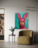 Hiones (XX-XXI) - Bunny Queen (U.V. Effects)
