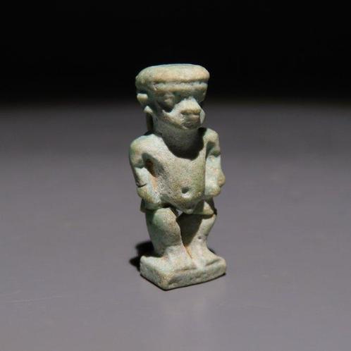 Oud-Egyptisch Faience Pateco Amulet. Late Periode, 664 - 332, Verzamelen, Mineralen en Fossielen