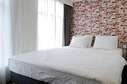Studio Witte de Withstraat in Rotterdam, Huizen en Kamers, Kamers te huur, 20 tot 35 m², Rotterdam