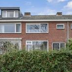 Ruime woning met 4 slaapkamers aan de Symfoniestraat 77 gevo, Huizen en Kamers, Huizen te huur, (Studenten)kamer, Direct bij eigenaar