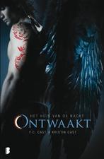 Ontwaakt / Het huis van de nacht / 8 9789022566800 P.C. Cast, Verzenden, Gelezen, P.C. Cast