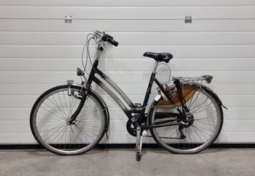 Een Gazelle damesfiets beschikbaar voor biedingen