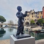 Mark Sugar - Child on guard (Equilibrium)