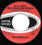 vinyl single 7 inch - The Shirelles - Its A Mad, Mad, Ma..., Zo goed als nieuw, Verzenden