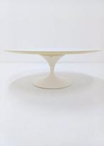 Knoll International - Eero Saarinen - Salontafel - Tulpen -