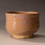 Rakuyaki theekop met gouden reparatie (Kintsugi) en, Antiek en Kunst