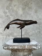 sculptuur, NO RESERVE PRICE - Bronze Blue whale on a Stand,