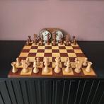 Schaakspel - Verzwaarde Staunton + MOM Schaakklok - Hout