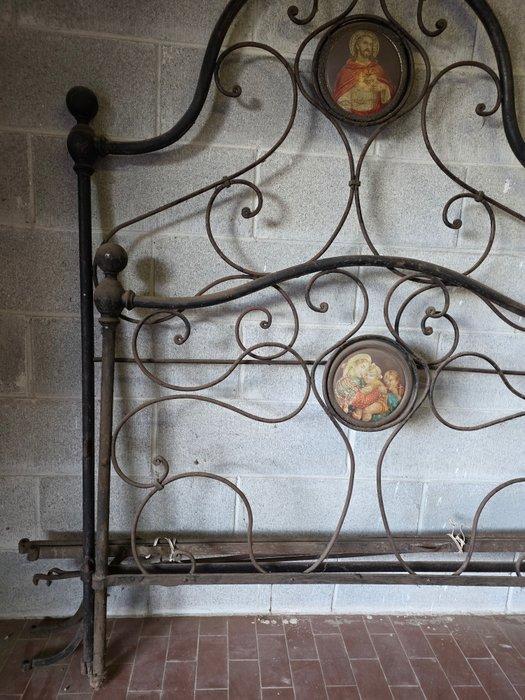 Bed - Smeedijzer, Metaal, Antiek en Kunst, Antiek | Overige Antiek