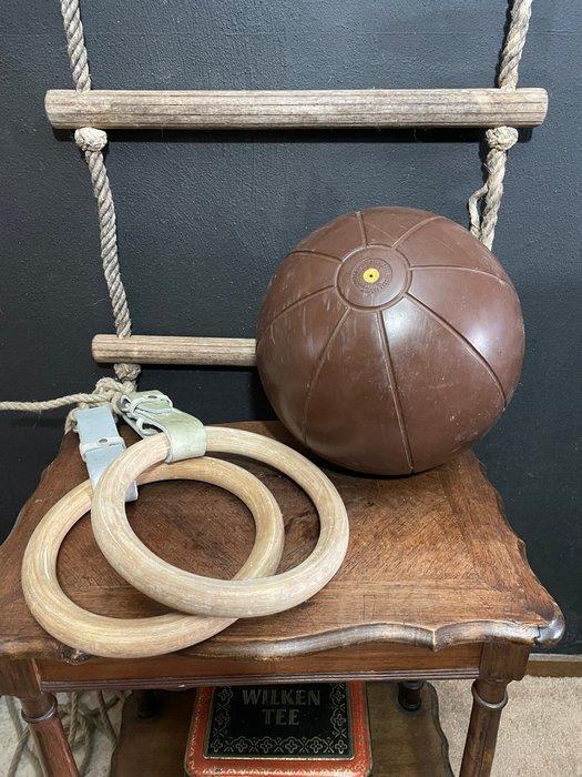Trapje (4) - Hout, touw, Rubber - Gymzaal attributen, Antiek en Kunst, Curiosa en Brocante