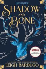 Shadow and Bone 9781250027436 Leigh Bardugo, Boeken, Verzenden, Zo goed als nieuw, Leigh Bardugo