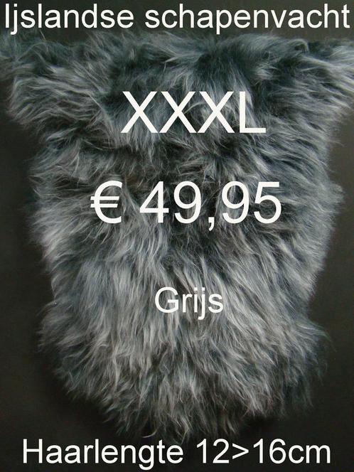Schapenvacht GRIJS IJSLANDSE langharige vacht GROOT € 49,95, Huis en Inrichting, Woonaccessoires | Overige, Nieuw, Ophalen of Verzenden
