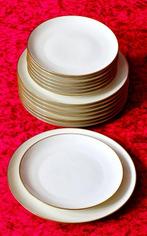 Fürstenberg - Bord (16) - Met fijne gouden randen -