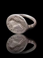Oud-Romeins, Republiek Zilver, Very Rare Lion Seal Ring