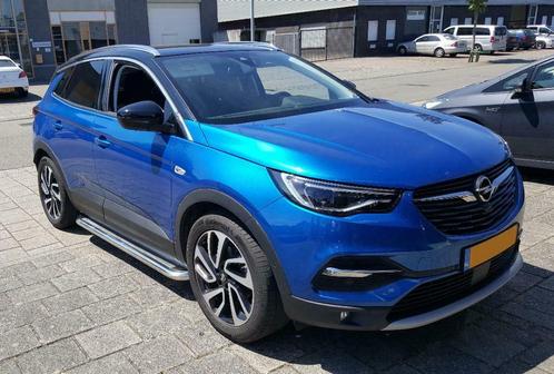 Opel Grandland X sidebars 60 mm met RVS trede (SALE), Auto diversen, Auto-accessoires, Nieuw, Ophalen of Verzenden