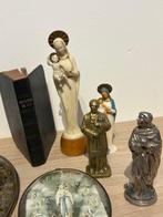 Set van 52 religieuze voorwerpen - Diverse materialen -, Antiek en Kunst, Antiek | Boeken en Bijbels