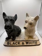 Black &white beeldje - Reclamebord - Gips