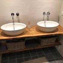 Eiken plank (en), balk (en), schaaldelen en stammen GOEDKOOP, Doe-het-zelf en Verbouw, Hout en Planken, 300 cm of meer, Plank