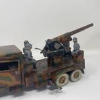 TippCo - Model militair voertuig - Tin Truck With, Antiek en Kunst
