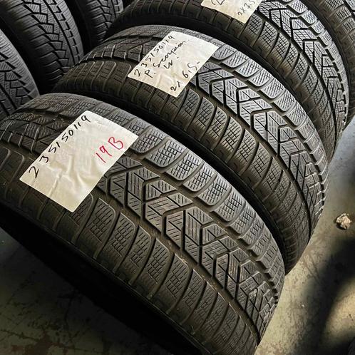 2 x Pirelli 235-50-19 Winterbanden 6,5mm, Auto-onderdelen, Banden en Velgen, 19 inch, Winterbanden, 235 mm, Personenwagen, Gebruikt