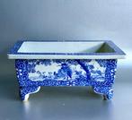 A Seto blue and white porcelian jardiniere - Pot -, Antiek en Kunst