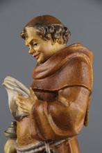 Monnik met Bierkan - Snijwerk Hout - Italië