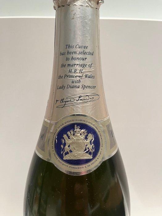 1975 Veuve Clicquot Ponsardin, Royal Celebration Cuvée -, Verzamelen, Wijnen