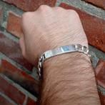 Zilveren armband met plaatje; Heren | 22 cm (zware armband), Sieraden, Tassen en Uiterlijk, Armbanden, Ophalen of Verzenden, Gebruikt