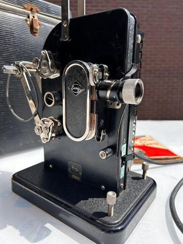 Eumig Filmprojector Manuel Filmprojector beschikbaar voor biedingen