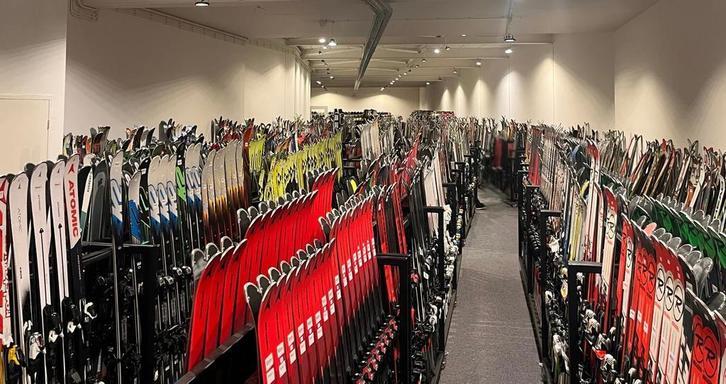 Mega Wintersport Uitverkoop bij Q-Wintersports!, Sport en Fitness, Skiën en Langlaufen, Skiën, Ski's, Gebruikt