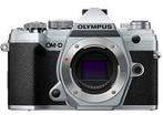 Olympus OM-D E-M5 Mark III body zilver